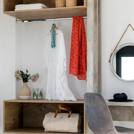 Kiotari Akti Beachfront ヴィラ ゲンナジー