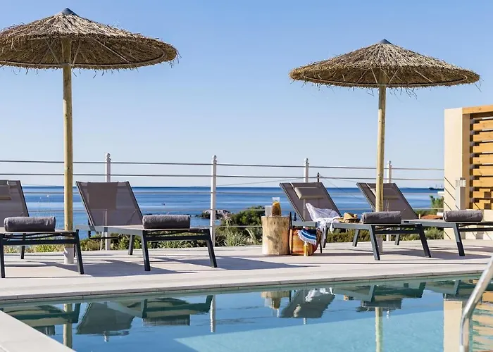 Kiotari Akti Beachfront *